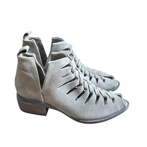 Nomad Jill Pull On Ankle Booties